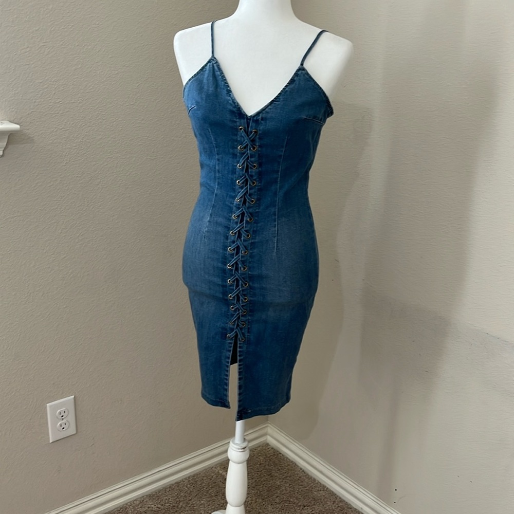 Windsor women dress size small